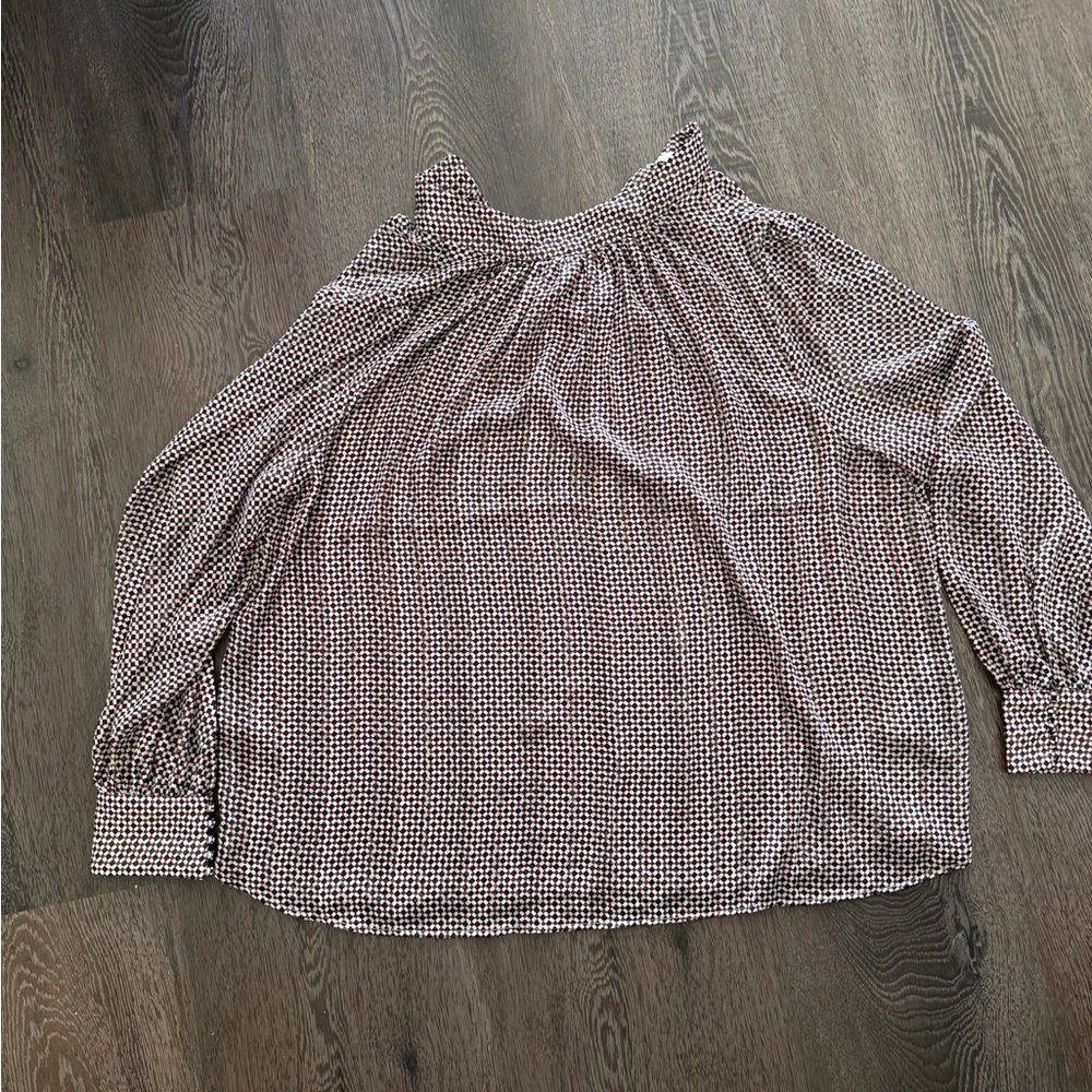 H&M Black and White Geometric Blouse